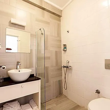 Hotel Bouti 3*